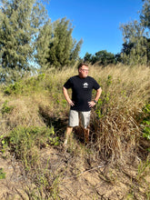 Load image into Gallery viewer, Send it Boss Cheers Tee - Navy