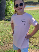 Load image into Gallery viewer, Send it Boss Jnr Fisher Tee - Pink